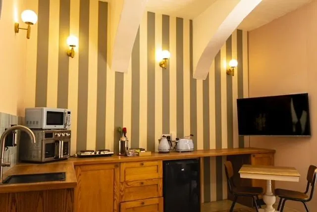 Flat By Talbot & Bons Mqabba