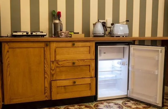 Flat By Talbot & Bons Apartment