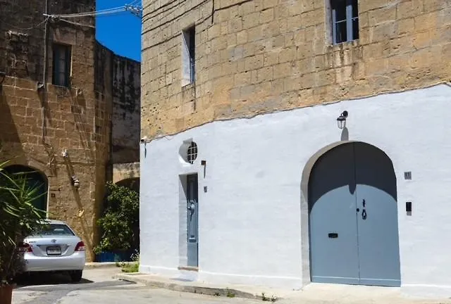 Flat By Talbot & Bons Appartement